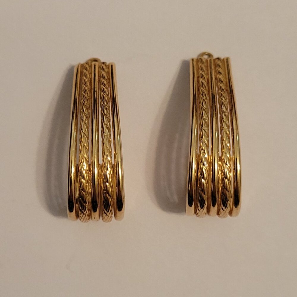 **SOLD**14K Solid Yellow Gold Vintage Filigree J Hoop Earring Jackets